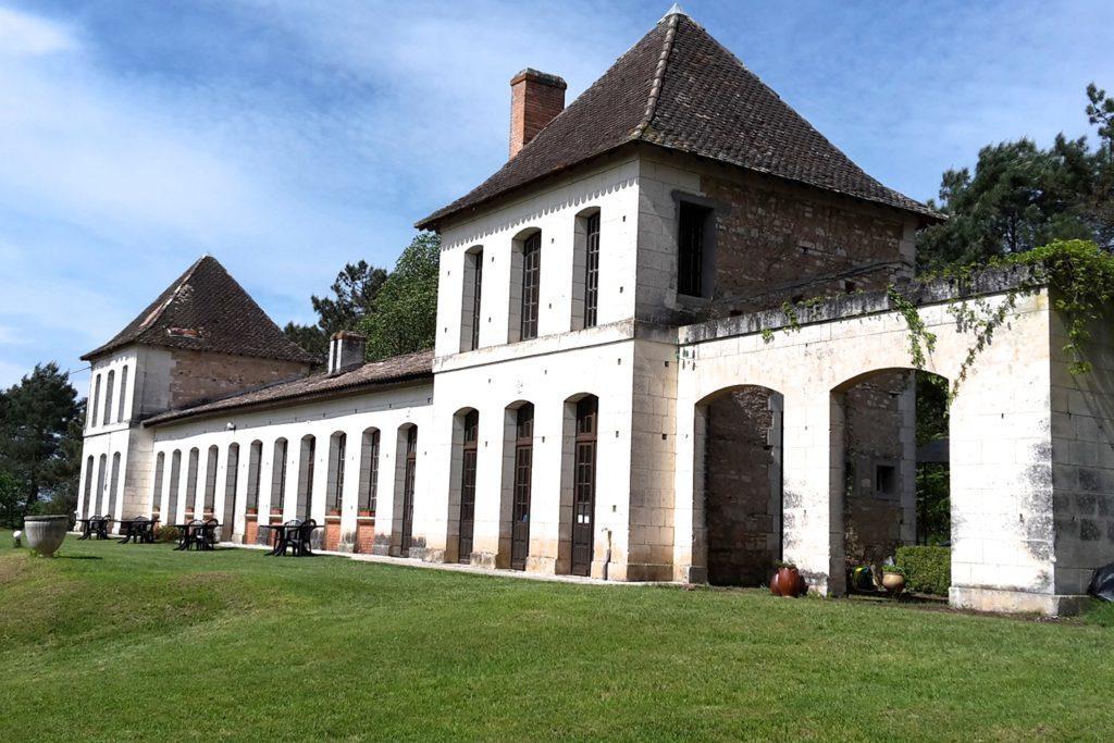 Château Neuf Le Désert Le Pizou Esterno foto